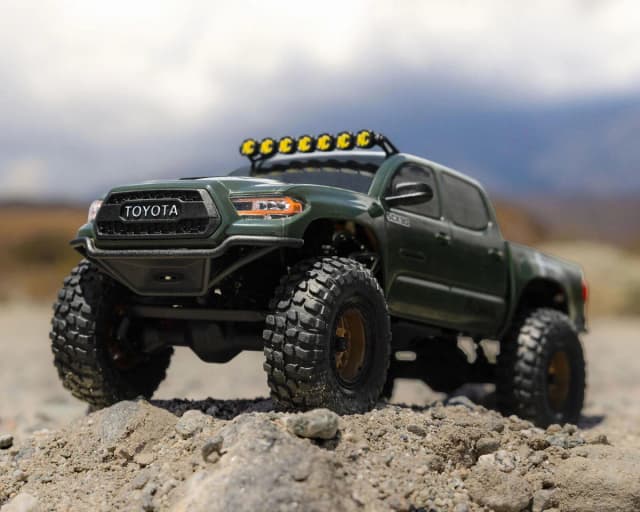 Axial SCX30 Toyota Tacoma TRD Pro 1/30 4WD RTR Scale Mini Crawler w/2.4GHz Radio, Battery &